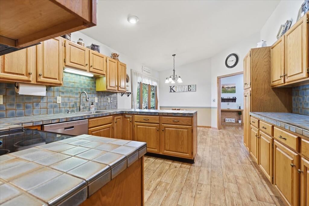 151 Dartmouth Drive Property Photo 22