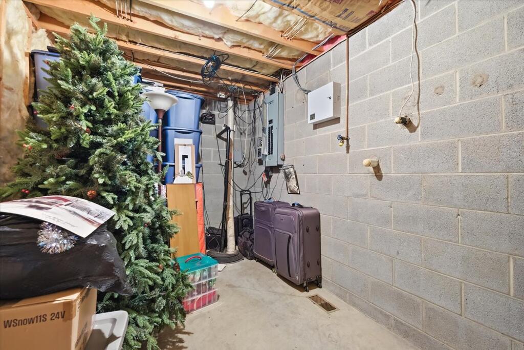 151 Dartmouth Drive Property Photo 48