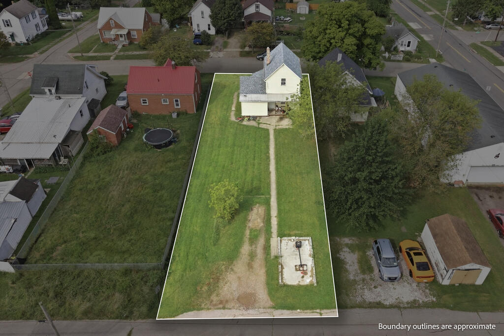 426 4th Ave Property Photo 7
