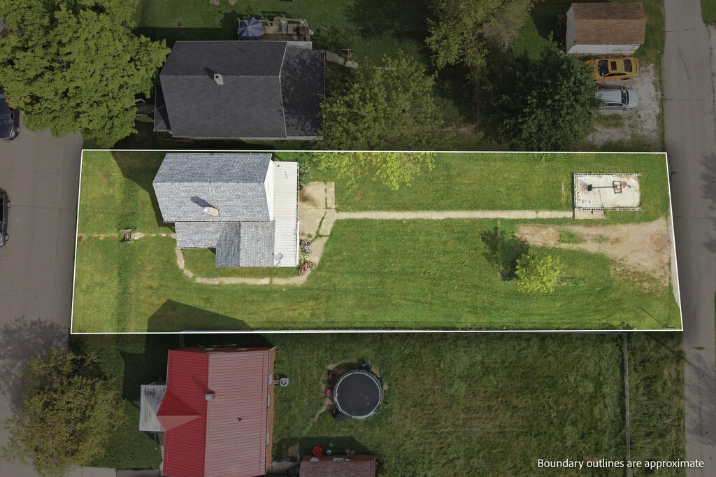 426 4th Ave Property Photo 9