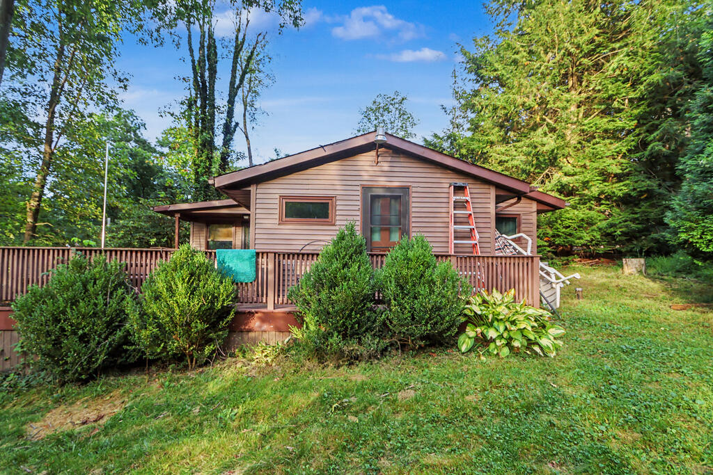 66 Oak Lane Property Photo 1