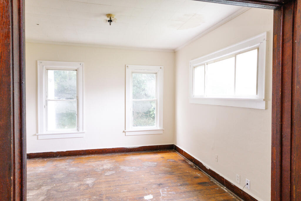 489 Dirlam Ct Property Photo 6
