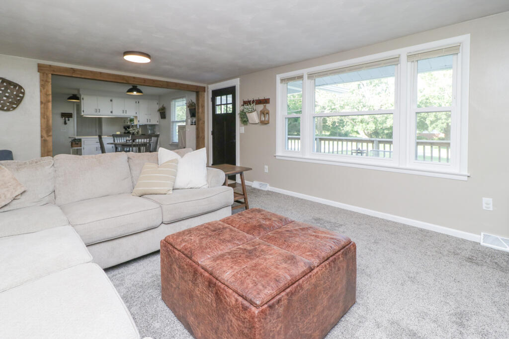 1104 Walcrest Property Photo 12