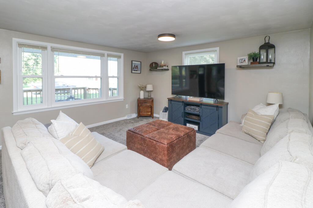 1104 Walcrest Property Photo 15