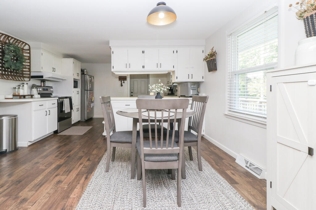 1104 Walcrest Property Photo 17