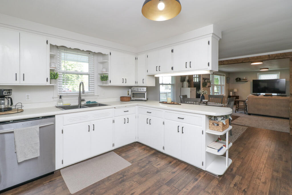 1104 Walcrest Property Photo 23