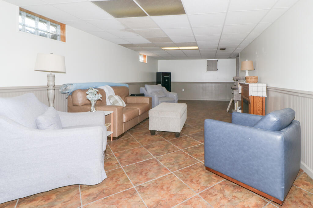 1104 Walcrest Property Photo 37