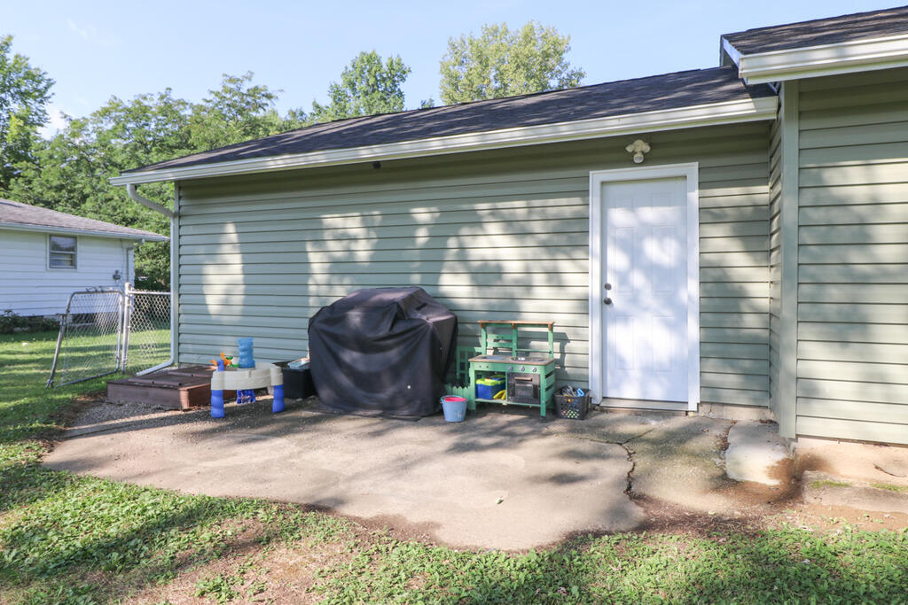 1104 Walcrest Property Photo 44