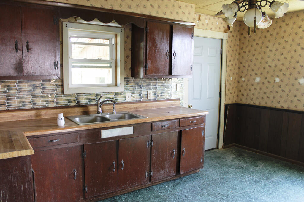 249 Dawsett Ave Property Photo 11
