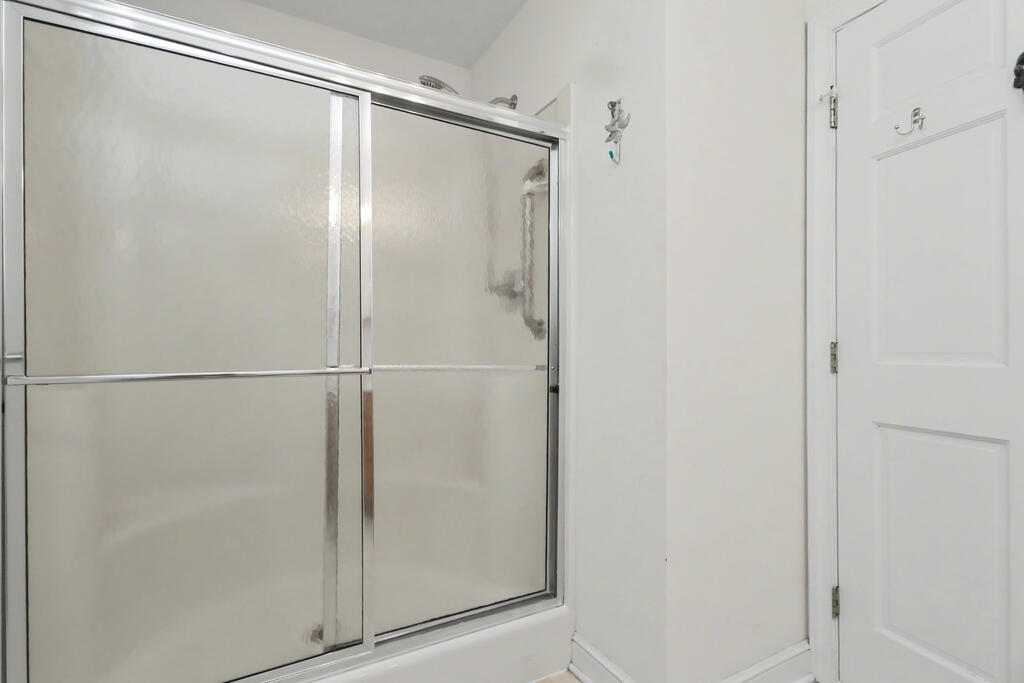 624 Barnard Avenue Property Photo 19