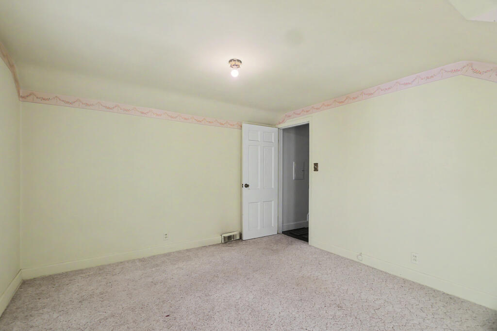 624 Barnard Avenue Property Photo 22