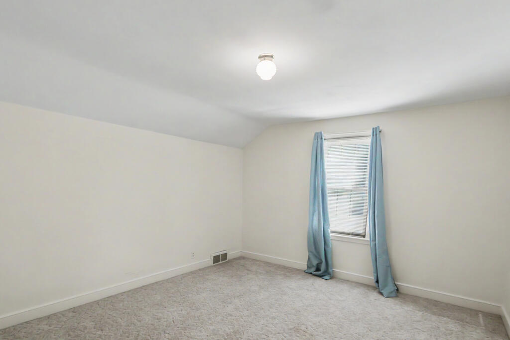 624 Barnard Avenue Property Photo 27
