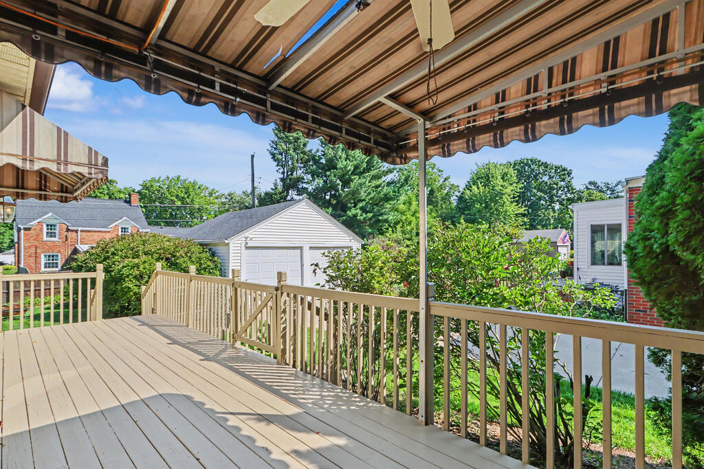 624 Barnard Avenue Property Photo 37