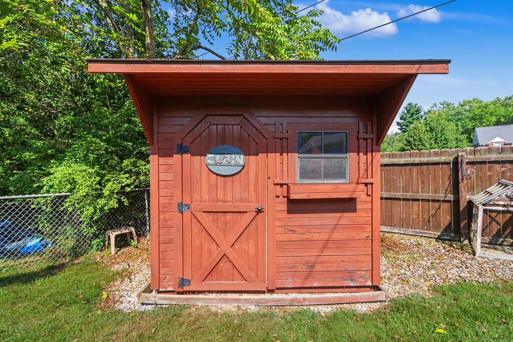 624 Barnard Avenue Property Photo 41
