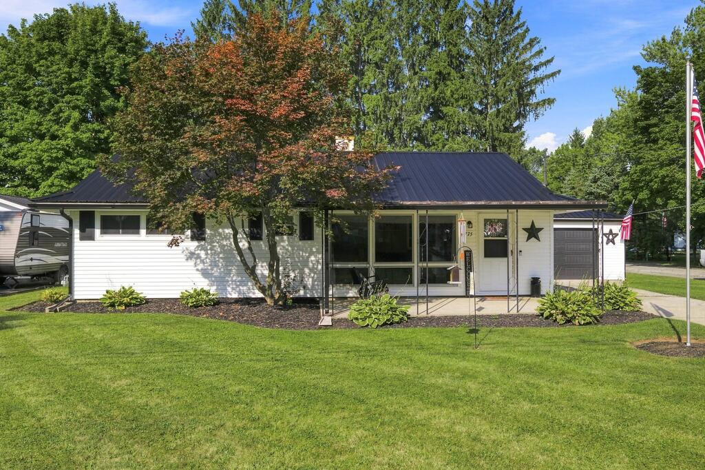 775 Westview Drive Property Photo 1