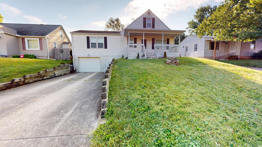 439 Emerald Ave Property Photo 1