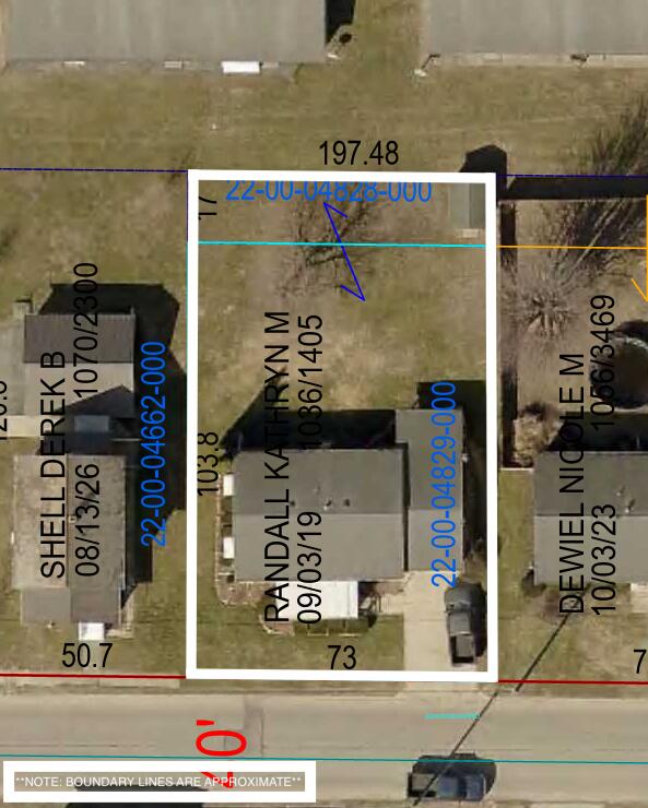 404 E Irving St Property Photo 22