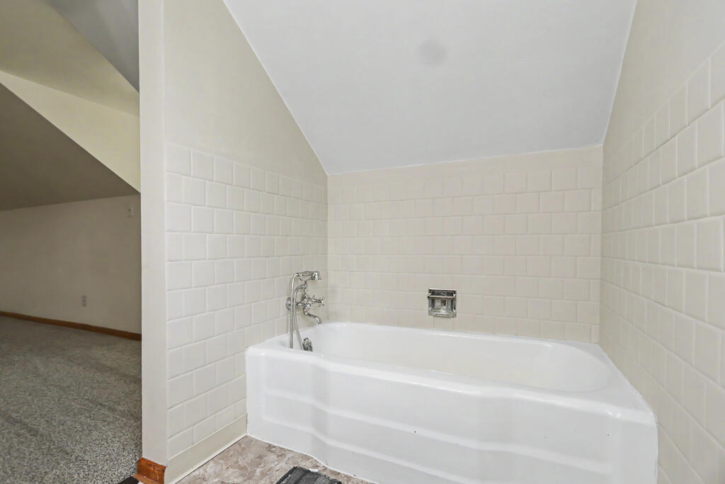 1405 State Route 598 Property Photo 23