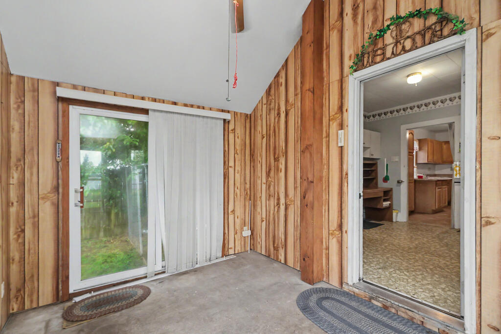 114 Enterprise Street Property Photo 12