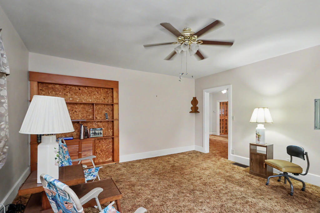 114 Enterprise Street Property Photo 14