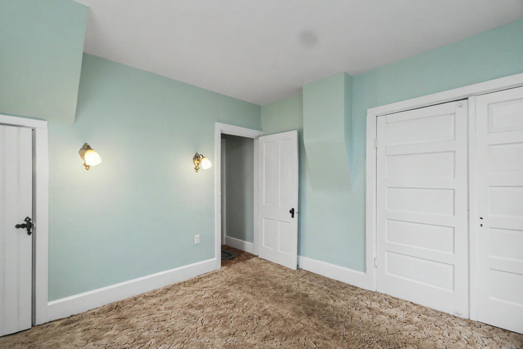 114 Enterprise Street Property Photo 16