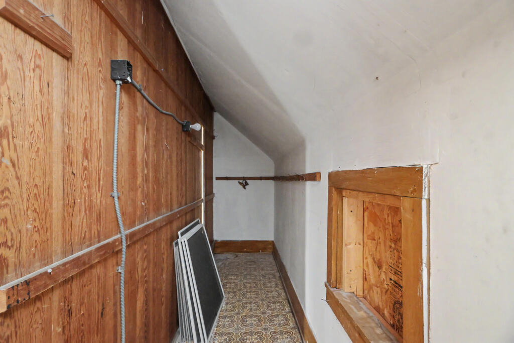 114 Enterprise Street Property Photo 22