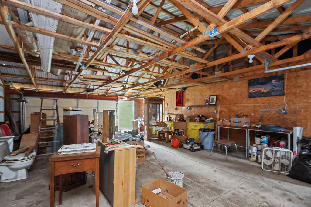 114 Enterprise Street Property Photo 30