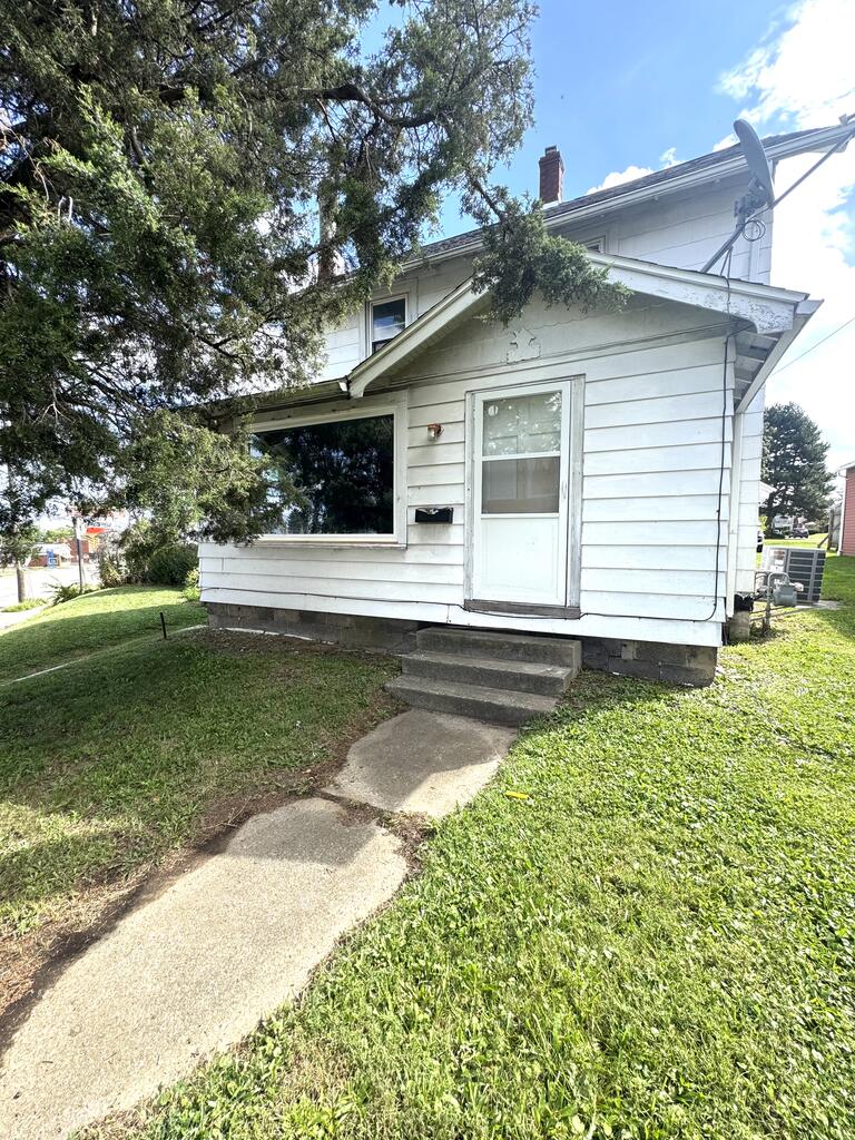 241 Lexington Ave Property Photo 2