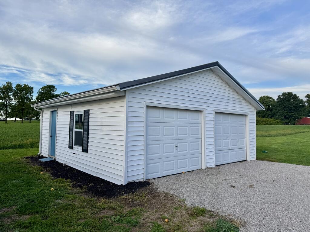 4437 Beechgrove Rd. Property Photo 6