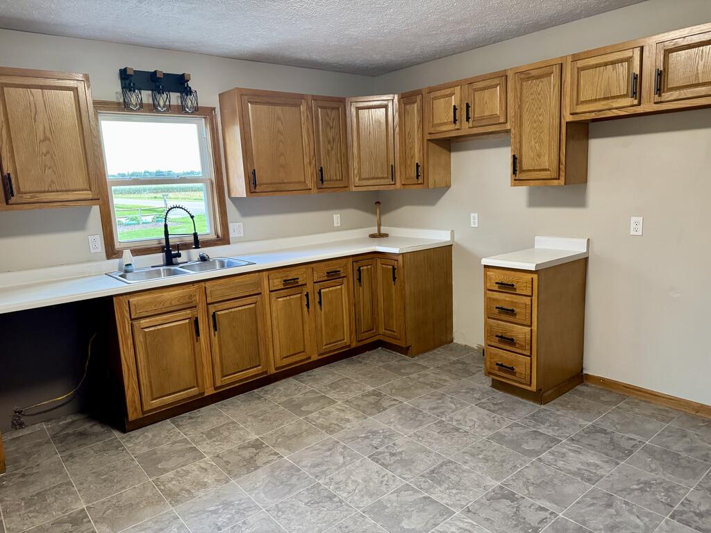 4437 Beechgrove Rd. Property Photo 11