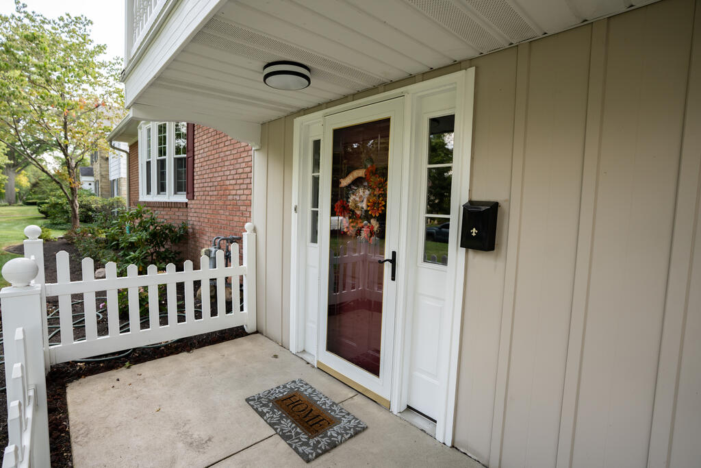521 Chevy Chase Property Photo 11
