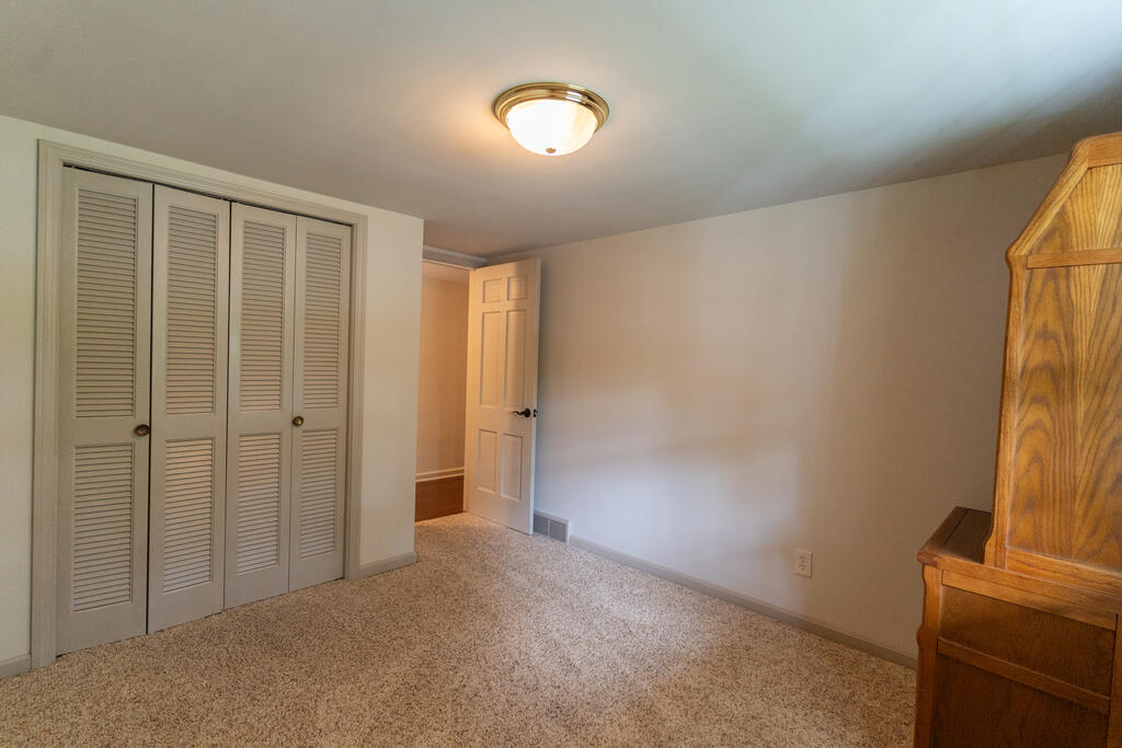 521 Chevy Chase Property Photo 43