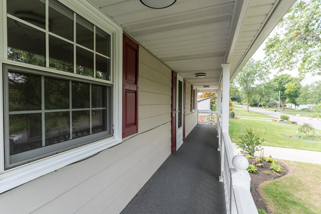 521 Chevy Chase Property Photo 53