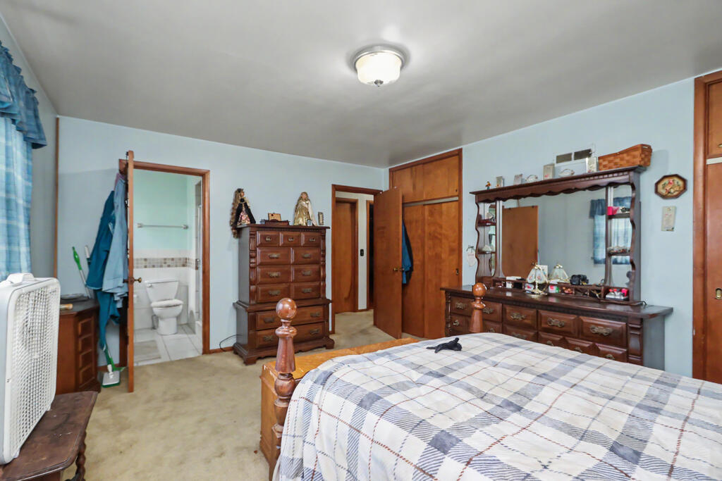 1627 Beck Road Property Photo 13