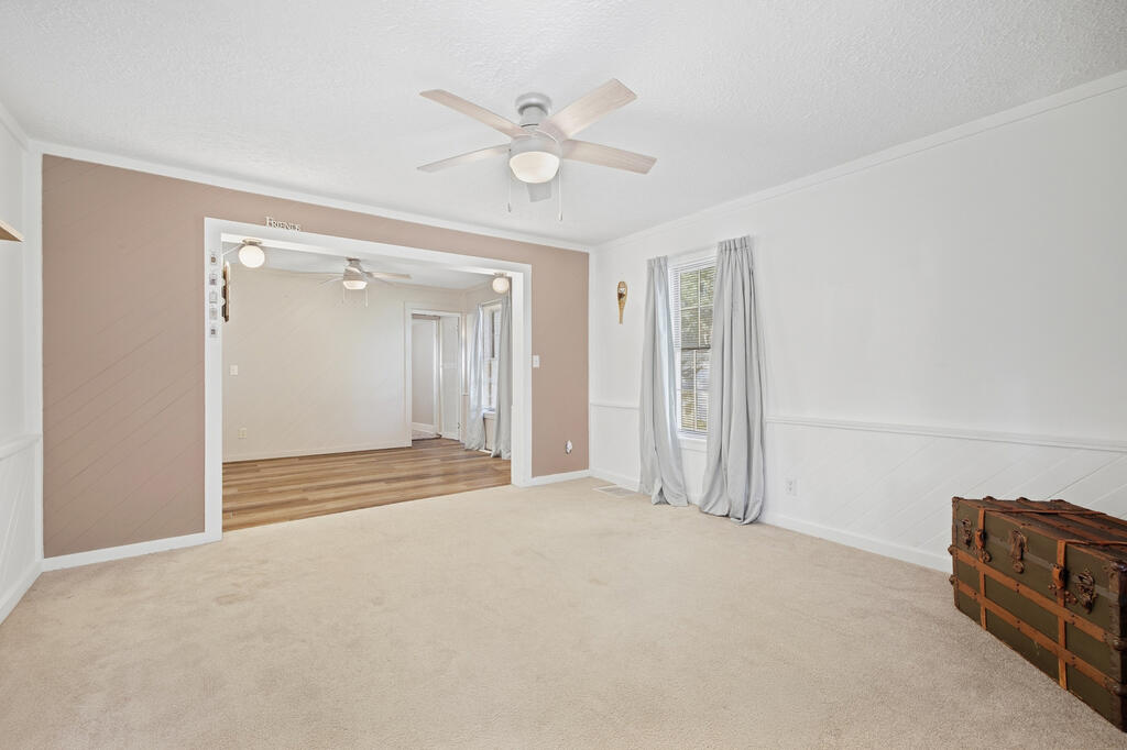 118 Chilton Ave. Property Photo 3