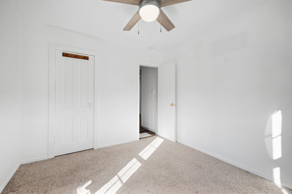 118 Chilton Ave. Property Photo 10