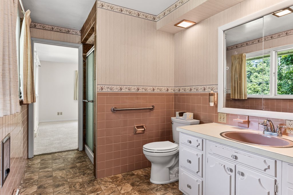 1265 Larchwood Rd Property Photo 59