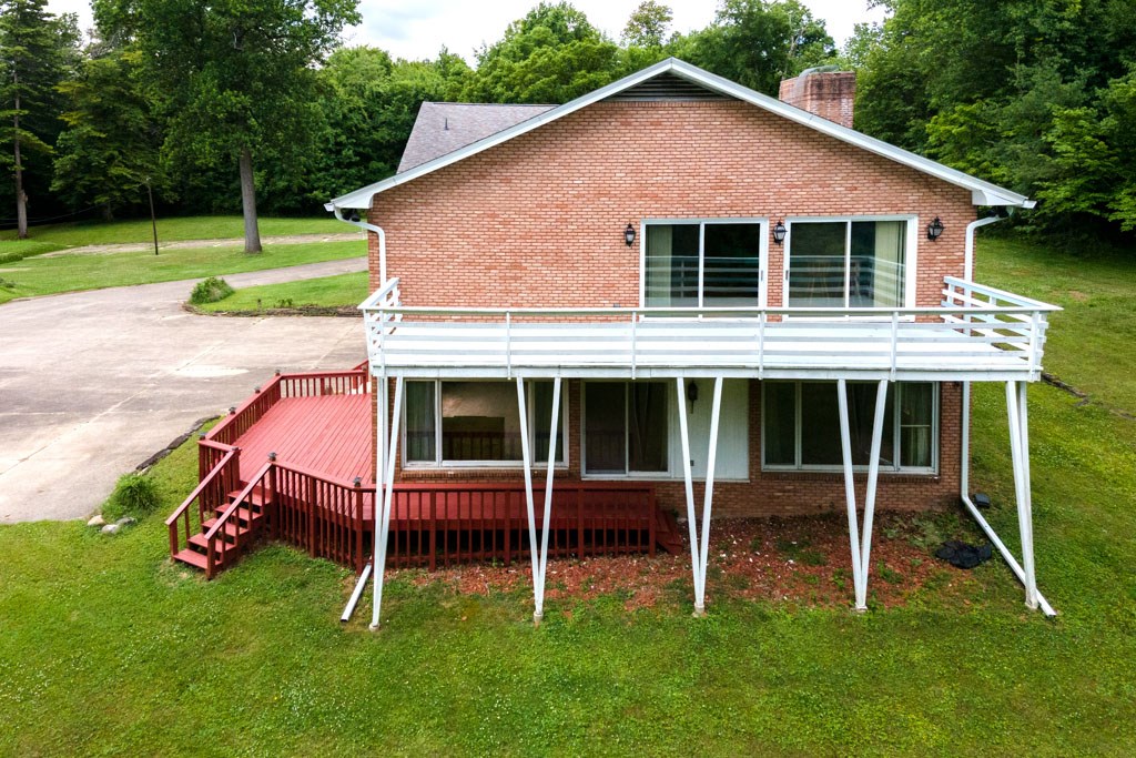1265 Larchwood Rd Property Photo 84