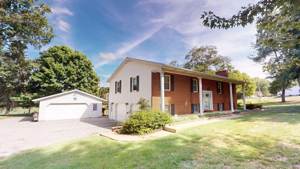 290 Willow Drive Property Photo 8