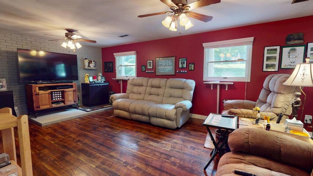 290 Willow Drive Property Photo 36