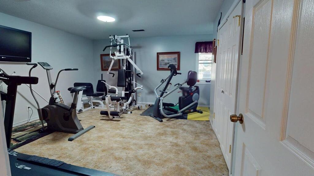 290 Willow Drive Property Photo 42