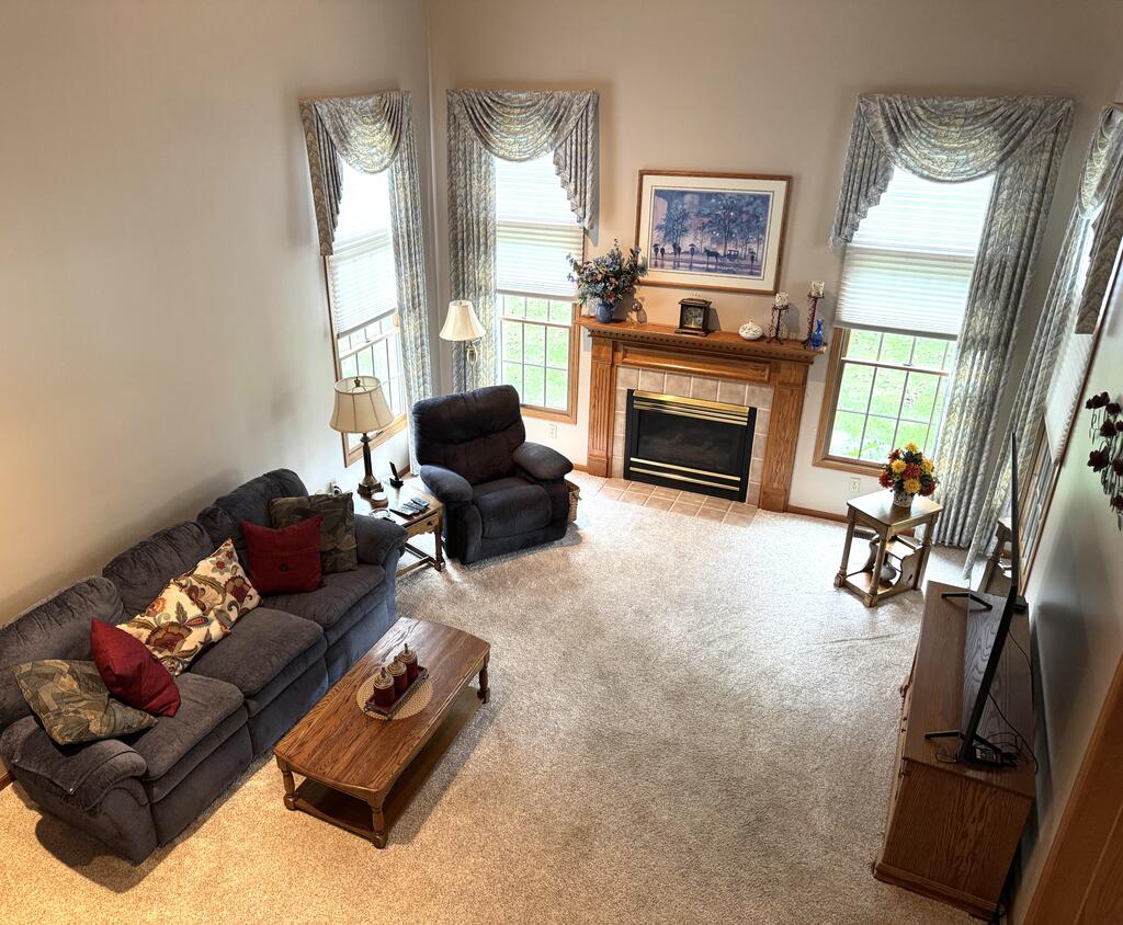 99 Devonshire Ct. Property Photo 16