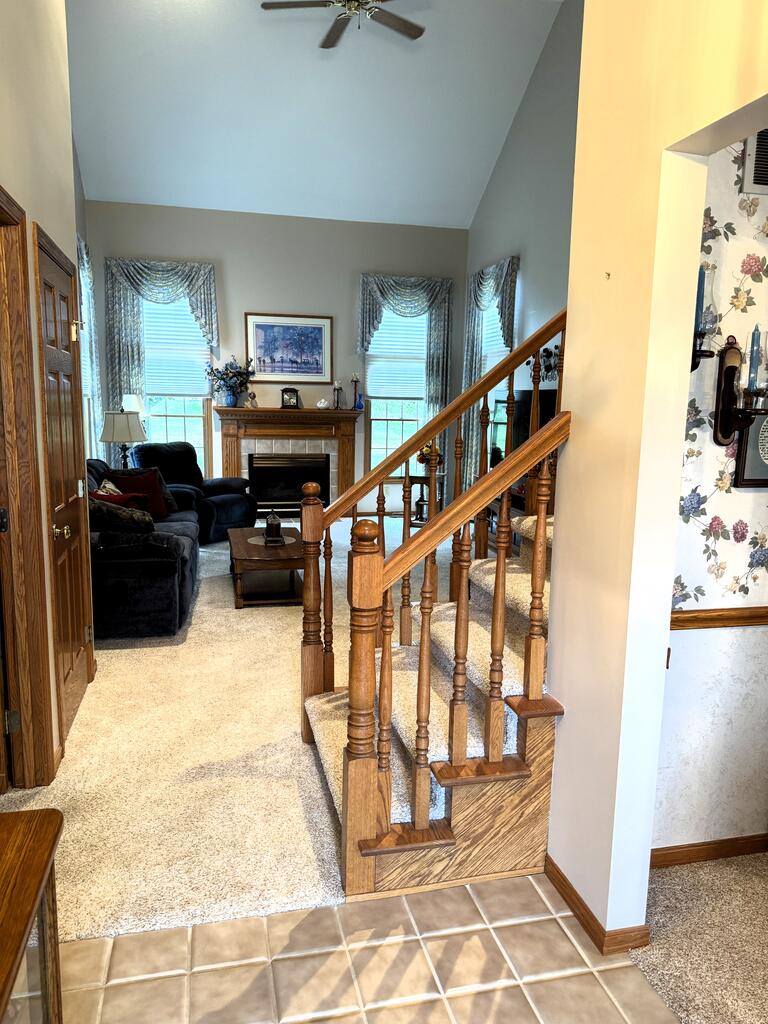 99 Devonshire Ct. Property Photo 24