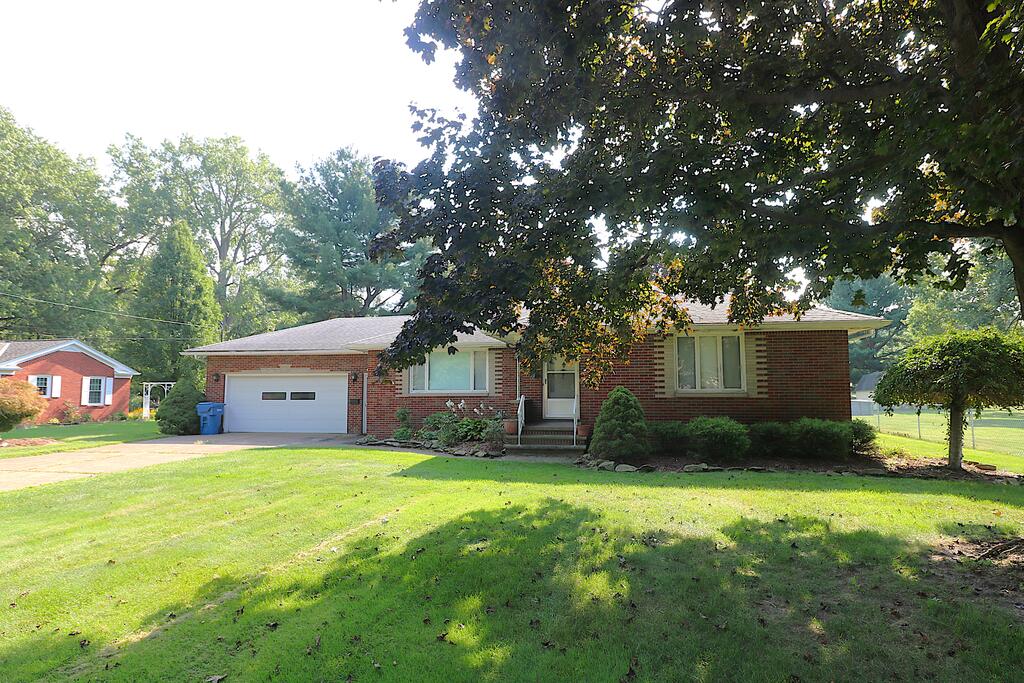 5723 Hoover Blvd. Property Photo 1