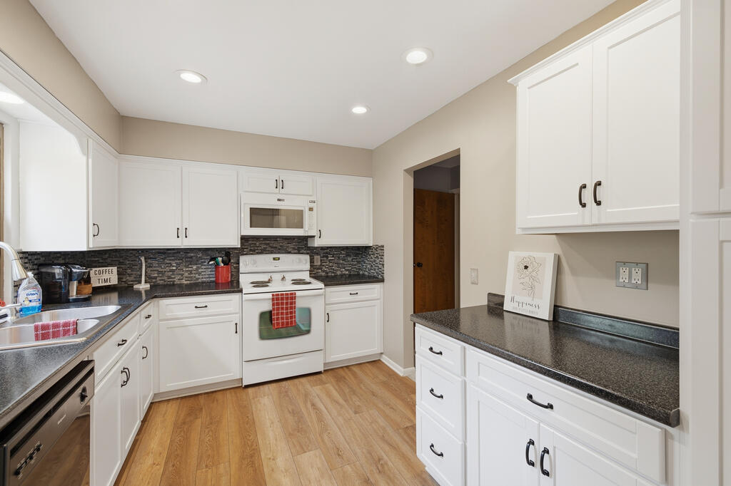 840 Red Oak Trail Property Photo 7