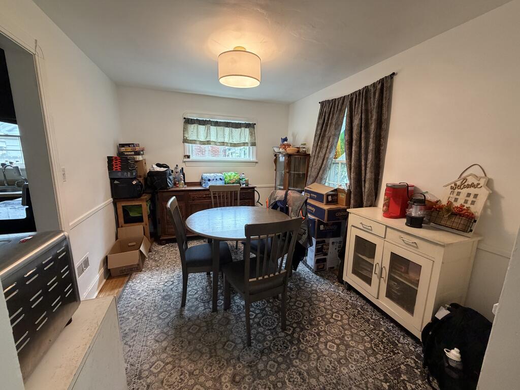 501 Sloane Ave Property Photo 3