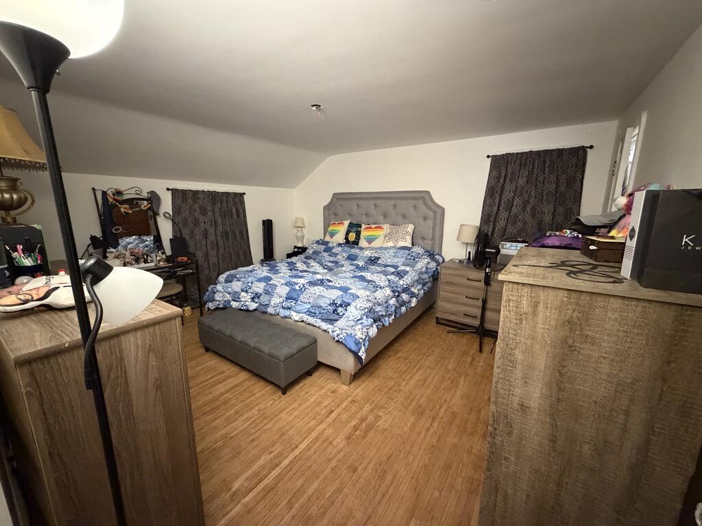 501 Sloane Ave Property Photo 7