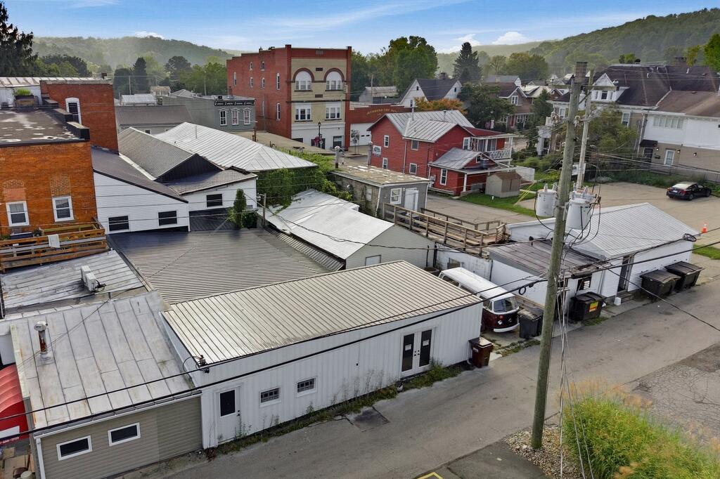 100 Main Property Photo 26