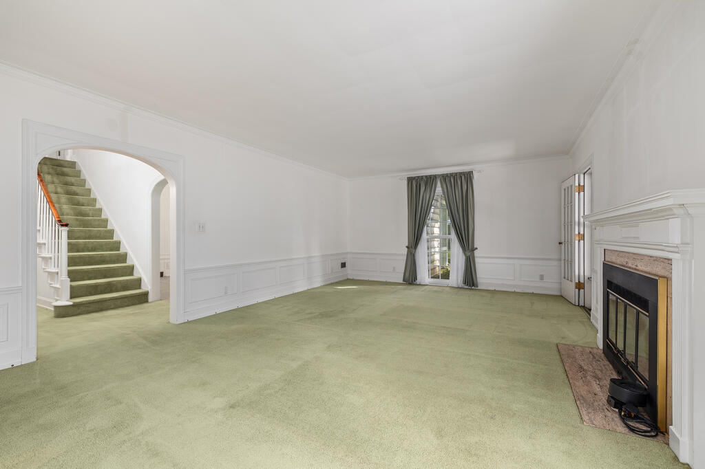 519 Edgewood Rd Property Photo 13