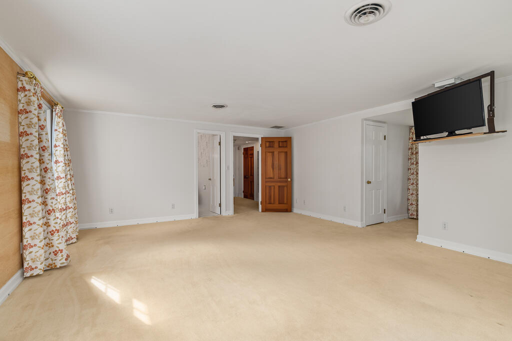 519 Edgewood Rd Property Photo 21